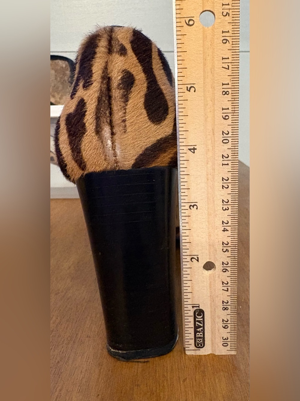 Prada VINTAGE Y2K Women’s Leopard Print Pony Hair Block Heels - size 38.5 - Picture 8 of 9